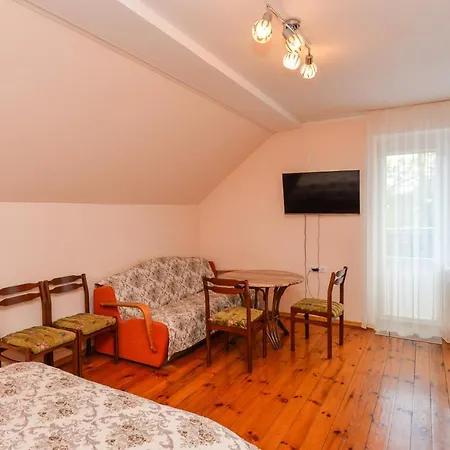 Poilsis Prie Dineikos Parko Gasthof 4*