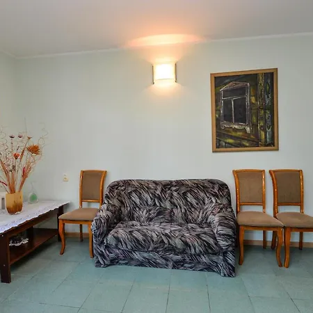 Guest house Poilsis Prie Dineikos Parko 4*